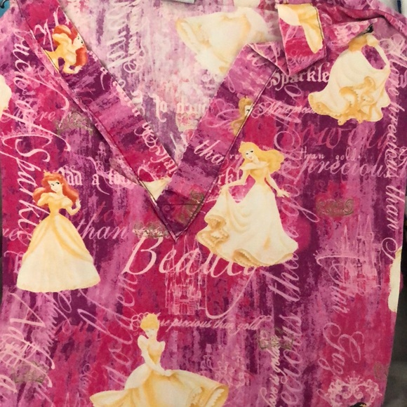 Disney Scrubs - Picture 4 of 8